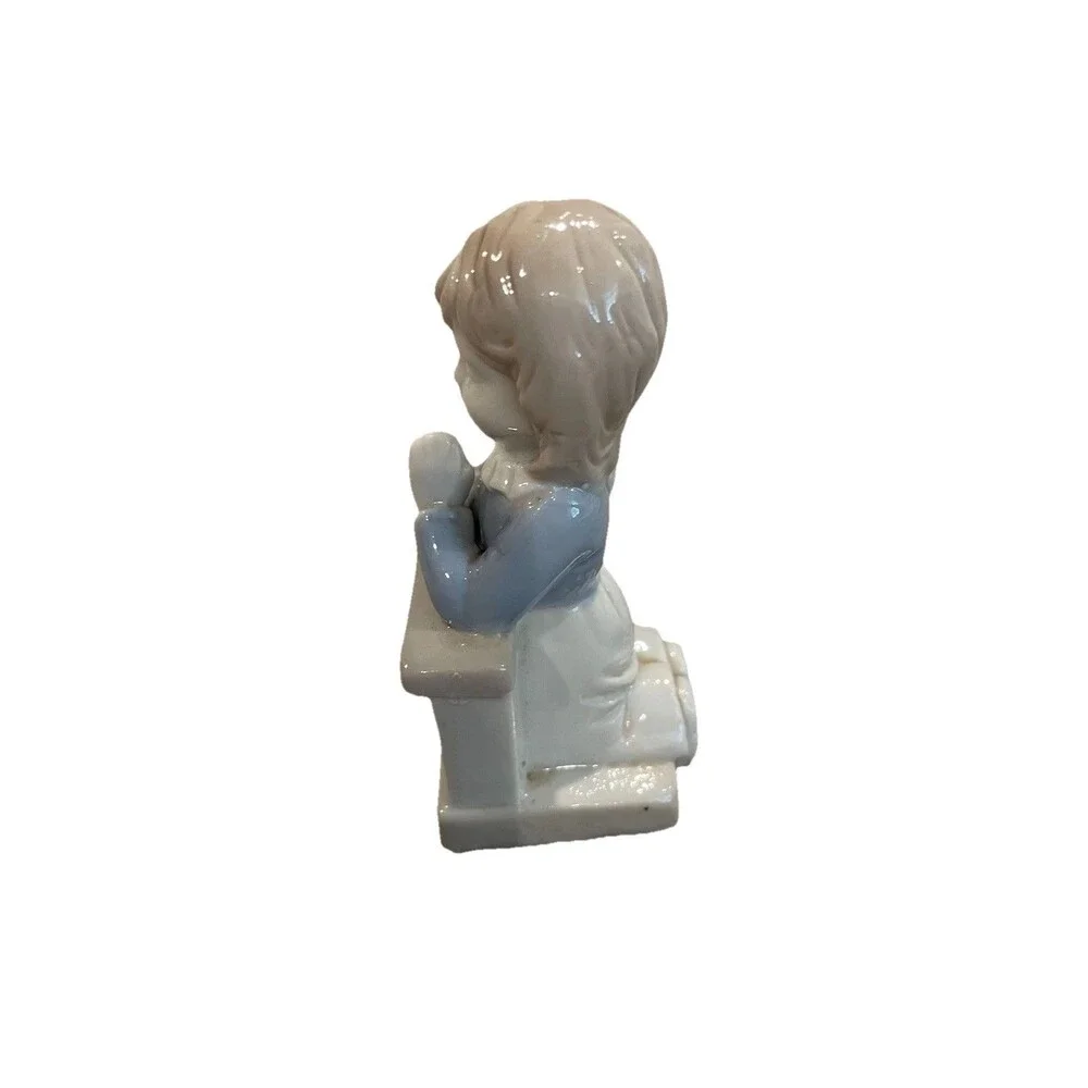 Vintage Roman‎ Brand Porcelain Girl Praying at Altar Figurine Blue/Ivory 4